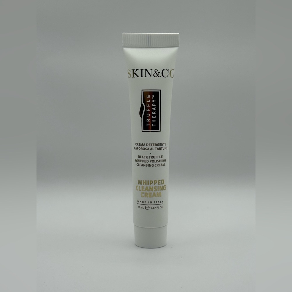 SKIN&CO | Truffle Therapy Whipped Polishing Cleansing Cream